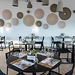 Diamond Boutique 4*
