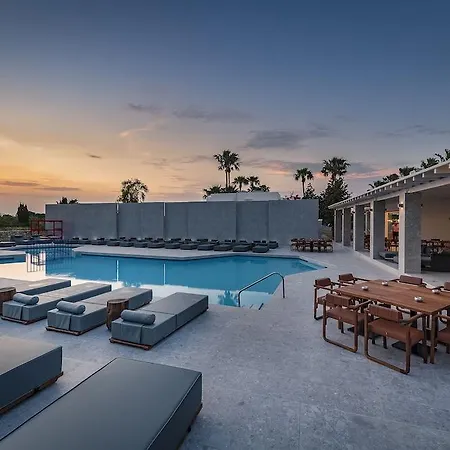 Diamond Boutique Hotell 4*