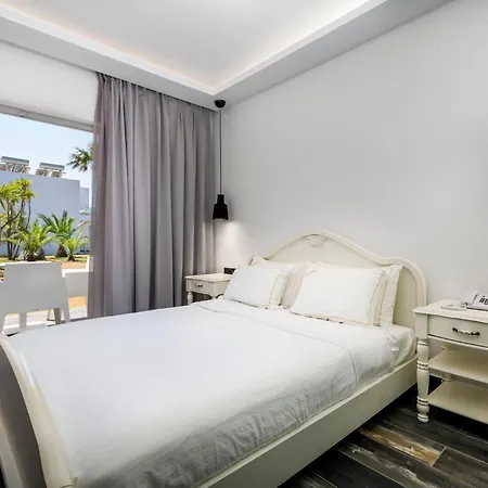 Отель Diamond Boutique 4*