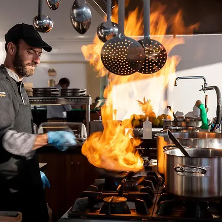 Diamond Boutique ホテル