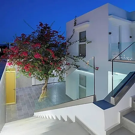 Diamond Boutique 4*