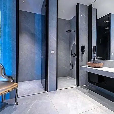 Ξενοδοχείο Diamond Boutique 4*
