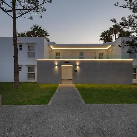 Diamond Boutique ホテル コス・タウン