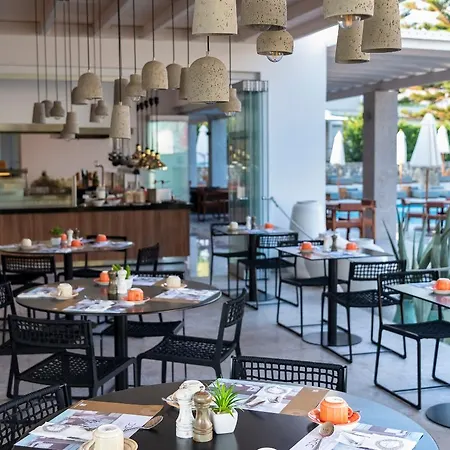 Отель Diamond Boutique 4*