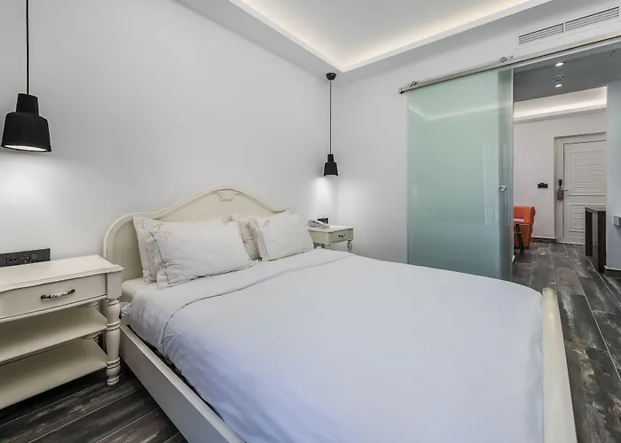 Diamond Boutique 코스 타운